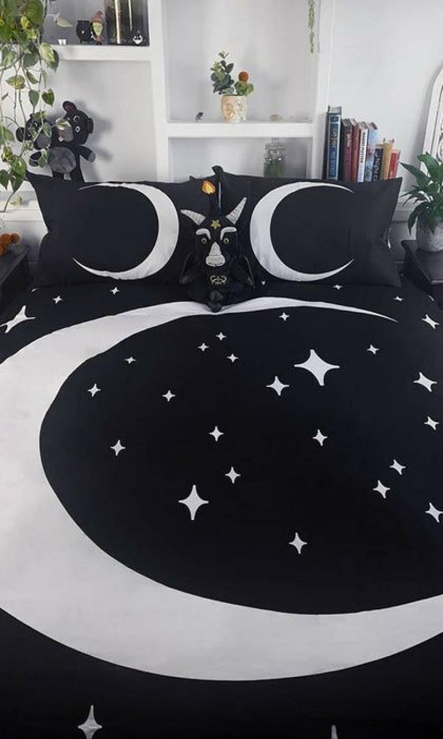 Styles * | Cheapest Hells Blankets The Moon Luna Magick | Queen Quilt Set