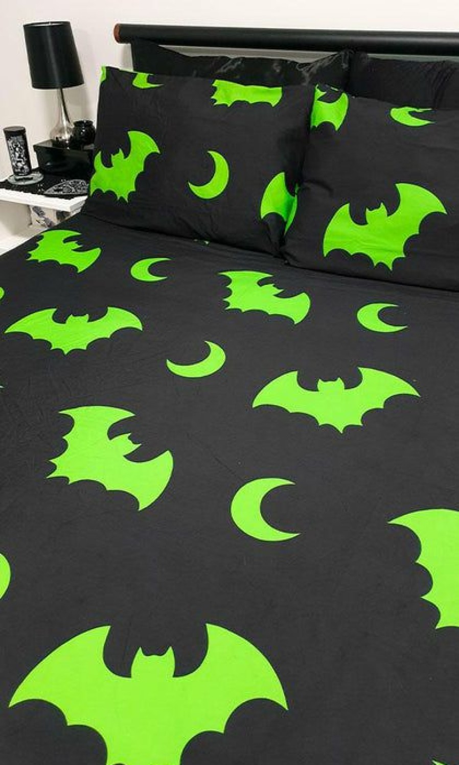 Styles * | Hot Sale Hells Blankets Bats Creature Of The Night [Toxic] | Queen Quilt Set*