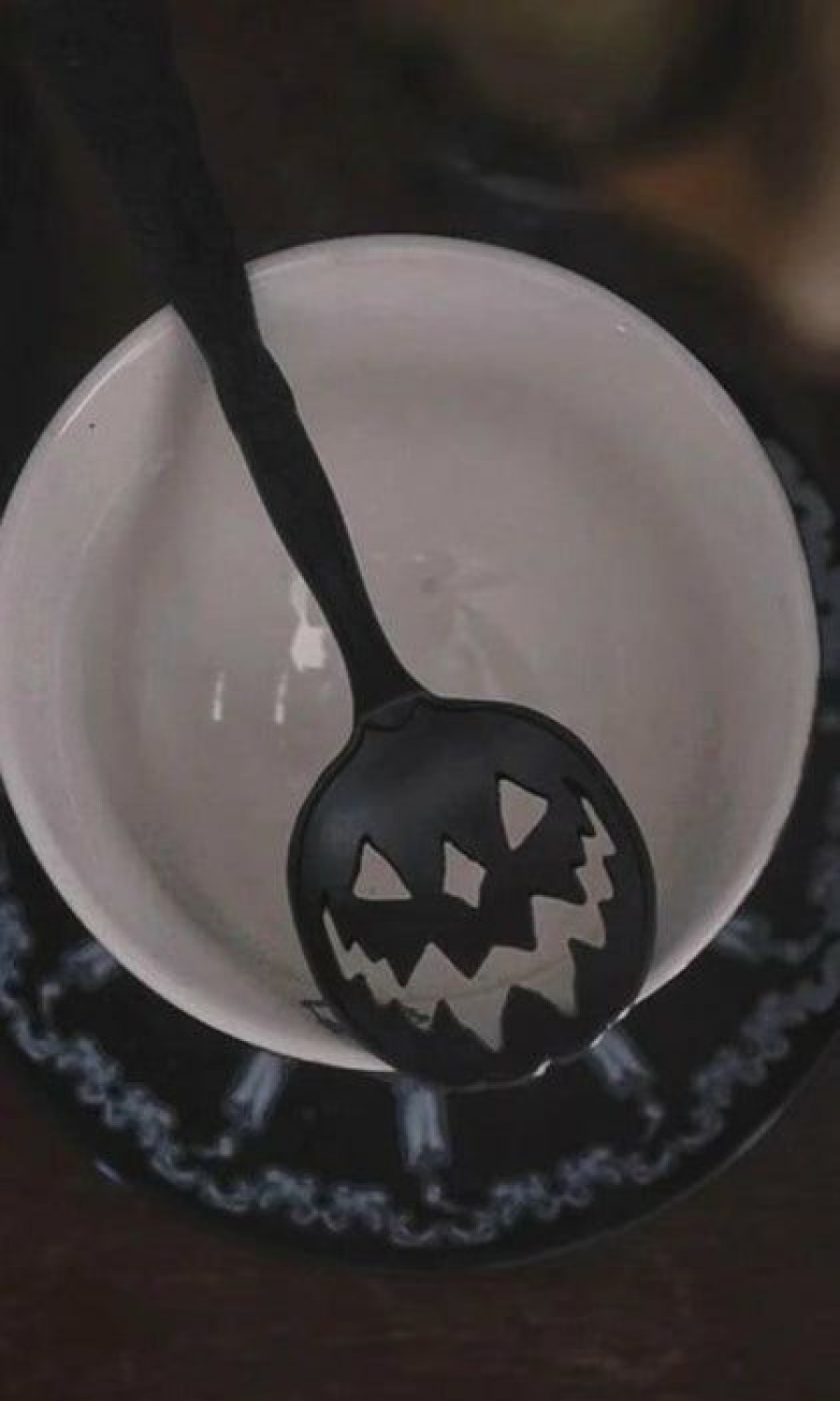 Homewares * | Buy Lively Ghosts Gothic Homewares Haunted Hallows [Black] | Tea Spoon