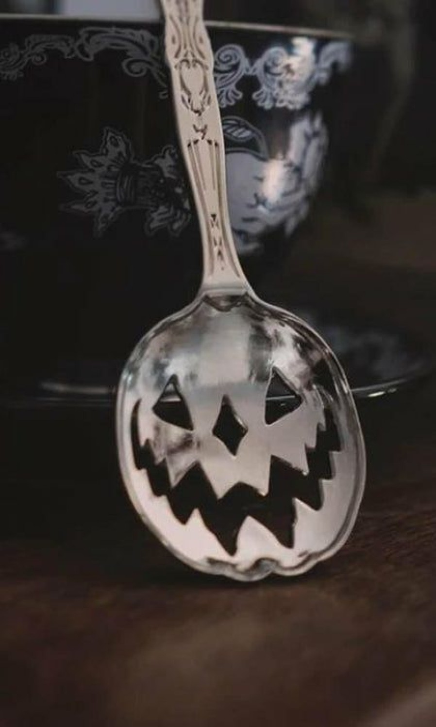 Homewares * | Outlet Lively Ghosts Gothic Homewares Haunted Hallows [Silver] | Tea Spoon`