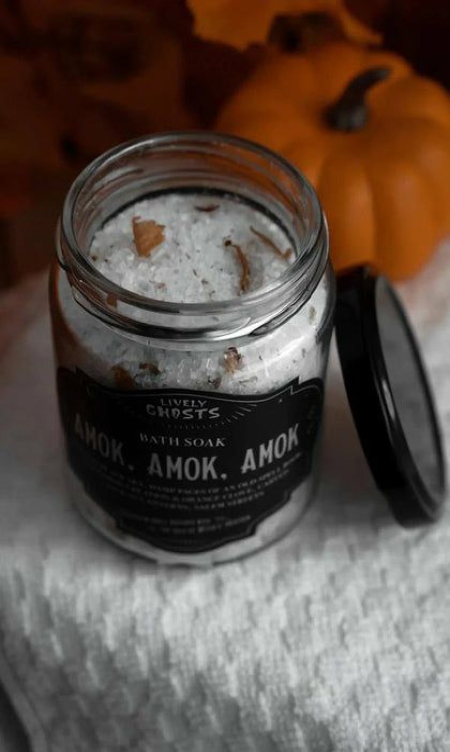 Homewares * | Best Deal Lively Ghosts Gothic Homewares +Amok, Amok, Amok | Bath Soak [Missing Label]**