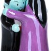 Homewares * | Best Sale Gothic Gifts Gothic Homewares Hugging Vampires | Salt And Pepper Shaker Set